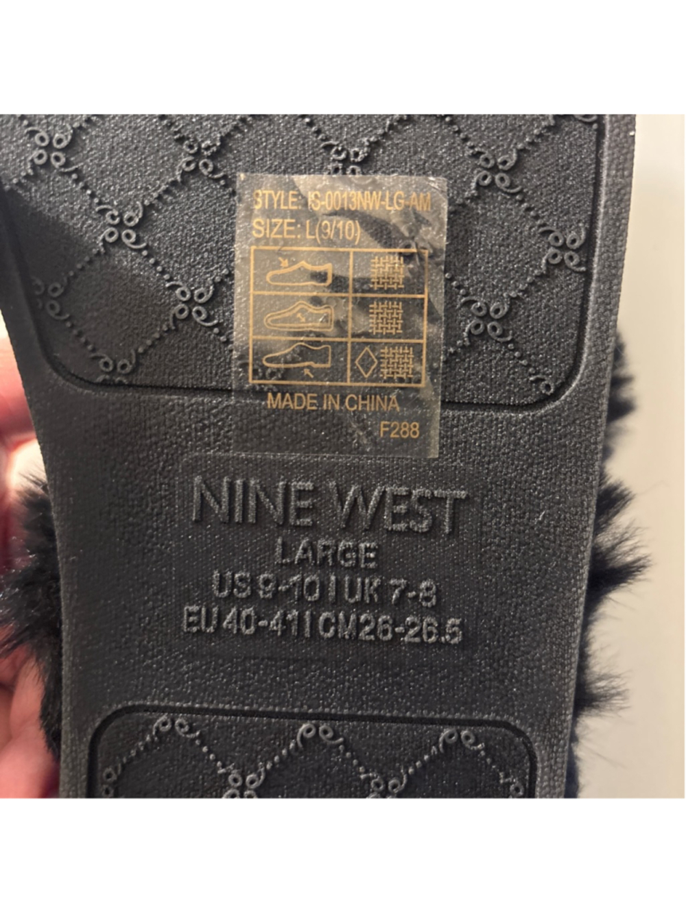 NEW Nine West Black Fluffy Fur Slippers Size 9-10 - Picture 3 of 5